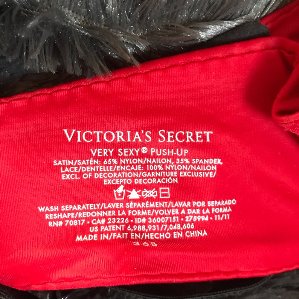 SOLD-VS Red Bra with Black Lace - Picture 4 of 4